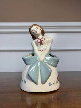 California pottery - Weil ware Pottery girl figural planter